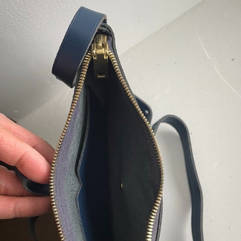 J.Crew Parker Crossbody Leather Purse/Bag - Blue - Picture 4 of 11